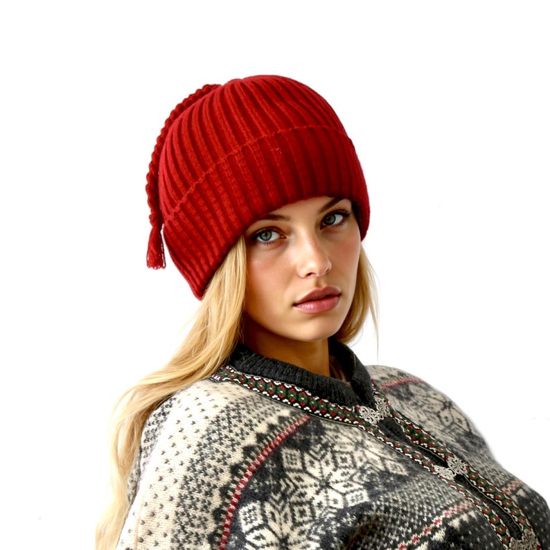 Melt The Ice Hat, Red Knit Protest Hat immagine 5
