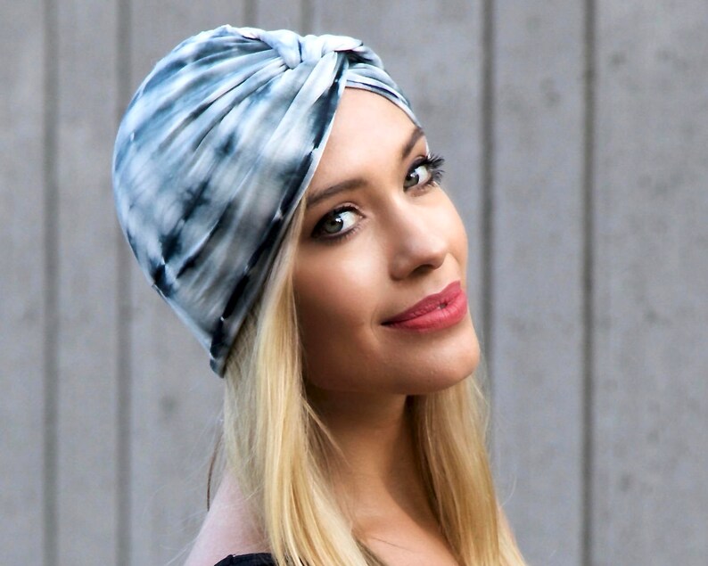 Soft Turban Hat, No Tie Turban, Chemo Hat, Fall Accessory, Hair Covering, Beanie Beret, Head Wrap, Gray Packable Turban, Front Twist Turban Gray Tie Dye