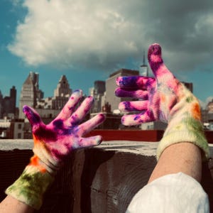 Hand-Dyed Cashmere Blend Knit Gloves: Purple Pink Winter Mittens image 6