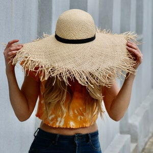 Straw Hat, Raffia Sun Hat, Handmade Beach Sun Hat, Summer Accessories, Summer Hat, Summer Beach Hat, Hat For Women, Frayed Fringe Sun Hat image 3