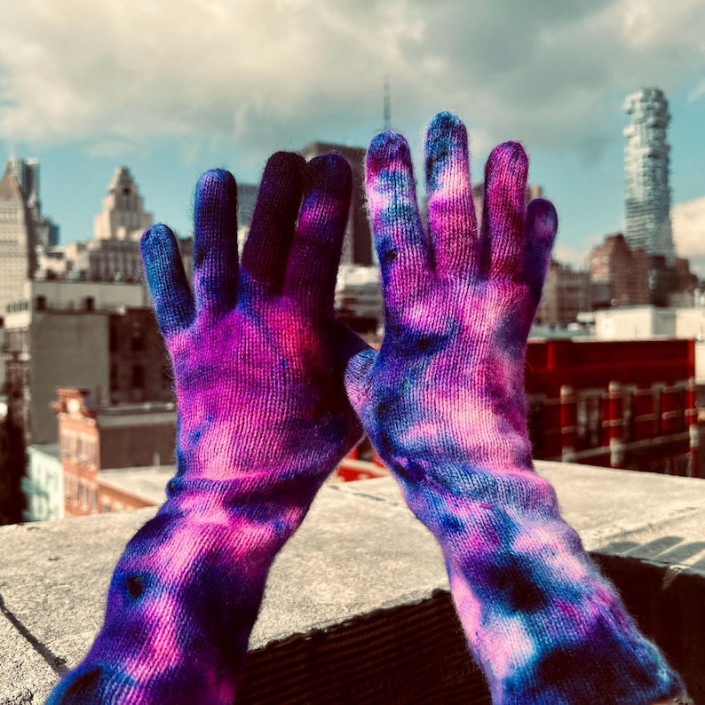 Hand-Dyed Cashmere Blend Knit Gloves: Purple Pink Winter Mittens Purple