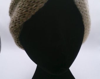 Knitted Winter Headband: Soft & Warm