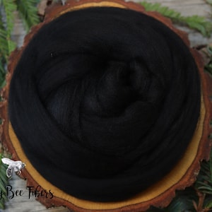 BLACK - Merino wool roving combed top, spinning, nuno felting, weaving - 2 oz