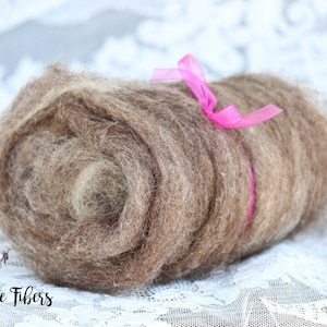 Fawn Merino Wool Batt: Undyed Short Fiber for Felting & Spinning (1 oz)