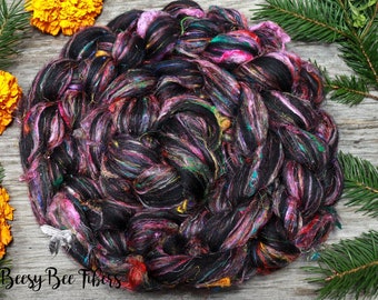 FIREWORKS Signature Custom TEXTURAL Blend Black Merino and Recycled Sari Silk Combed Top Wool Roving for Spinning or Felting - 4 oz