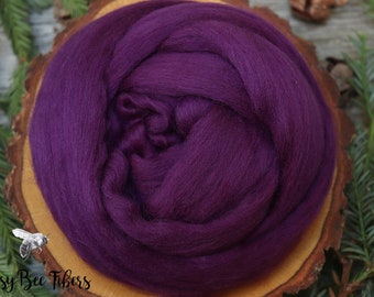 EGGPLANT Merino wool roving combed top, spinning, nuno felting, weaving - 2 oz