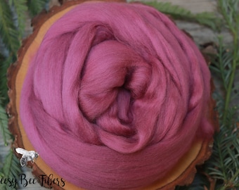 BERRY Merino wool roving combed top, spinning, nuno felting, weaving - 2 oz