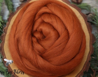 NUTMEG Merino wool roving combed top, spinning, nuno felting, weaving - 2 oz