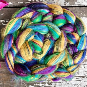 Hilo de seda morera merino Harlequin: fibra de colores brillantes para hilado y fieltrado