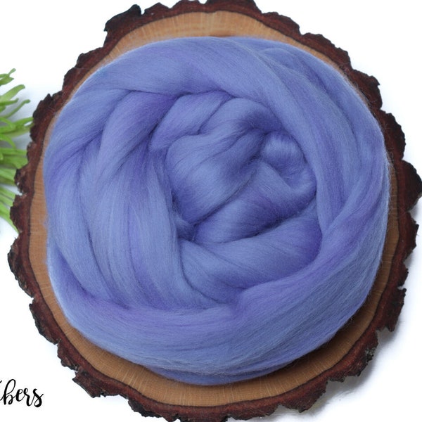 PERIWINKLE Merino wool roving combed top, spinning, nuno felting, weaving - 2 oz