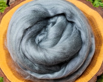 SILVER - Merino wool roving combed top, spinning, nuno felting, weaving - 2 oz
