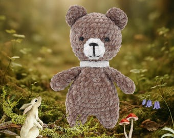 Milo the Bear Crochet Kit – Amigurumi Teddy Bear Kit by LYKKE Crafts, Beginner DIY Crochet Kit, Complete Set, Gift for Makers