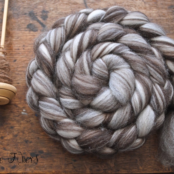 CORRIEDALE Natural Wool Roving Combed Top Spinning or Felting Fiber Humbug Blended Top - 4 oz