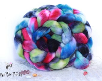 TIME FLOWS - Rambouillet Wool Roving, Hand Dyed Domestic Wool, Combed Top Spinning, Felting fiber