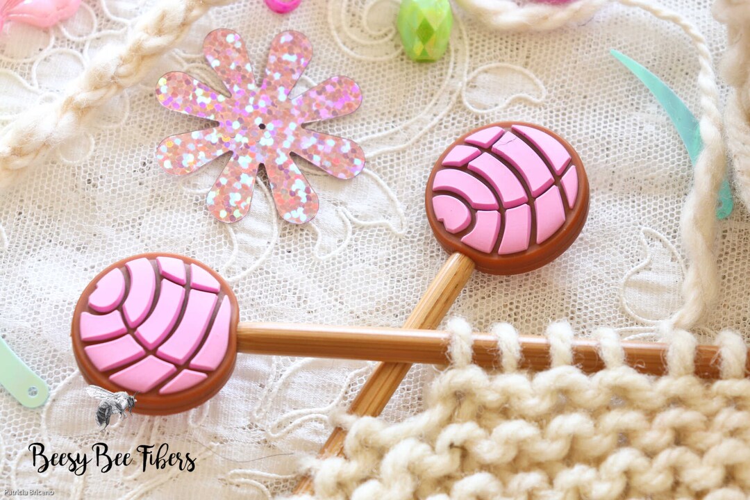 Point Toppers Concha Knitting Needle Toppers: Silicone Point Protectors - Set of Two ...