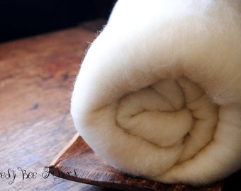 Natural Udyed Merino Batt Spinning wool fiber, Felting, Photo Prop