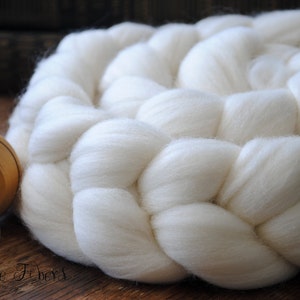 Domestic Merino Natural Ecru Undyed Combed Top Wool Roving Spinning Felting fiber 4 oz image 2