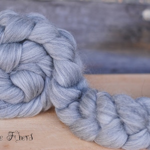 Undyed Soft Natural GRAY MERINO Combed Top Wool Roving Spinning Felting fiber 4 oz image 5