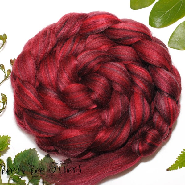 Sangria Wool Roving: Merino & Bamboo Fiber for Spinning, Felting