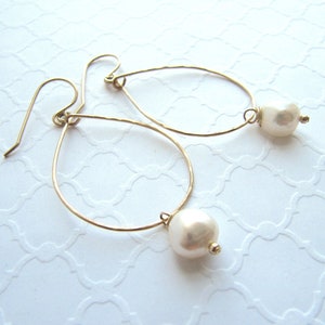 Gold Filled Teardrop Hoop, White Freshwater Baroque Pearl Earrings, Hammered, Dangle, Drop, Statement, Handmade, Beaded, Gift for Her