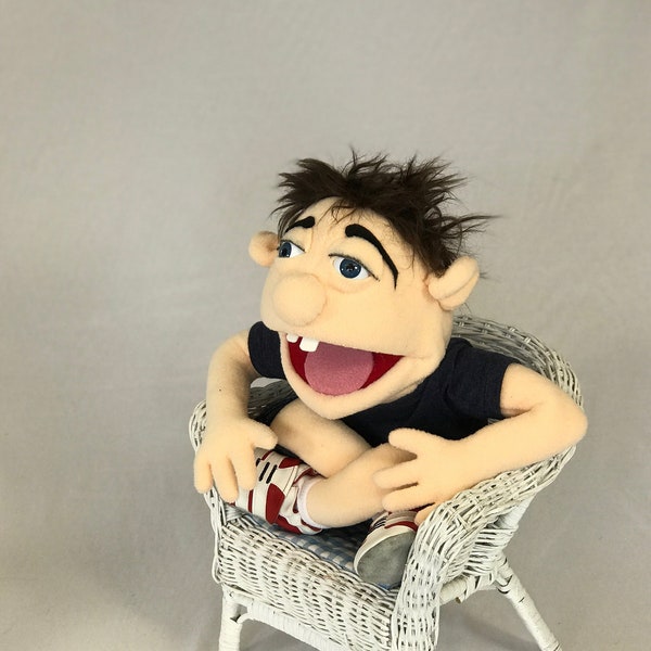 Tom an American boy puppet