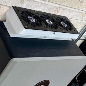 EG4 Flexboss 21 and 18 external Cooling Fan enclosure