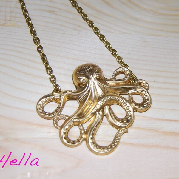 GOLD OCTOPUS NECKLACE