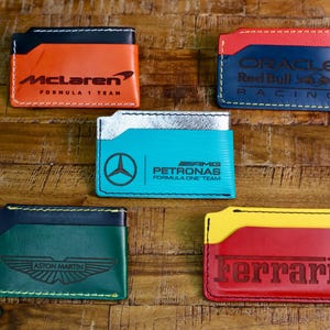 Formel 1 Leder Geldbörse Geschenk Rasse Fan F1 Team Ferrari Mercedes McLaren RedBull Aston Martin Individuelle schlanke Ledergeldbörse F1 Geschenkidee