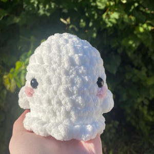 Ghost Plushie Amigurumi
