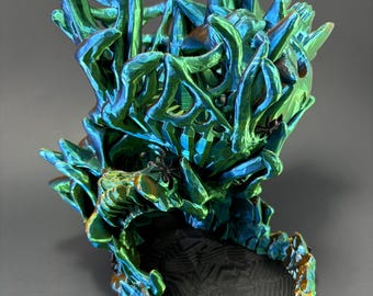 Nightmare Dice Tower: Multicolor 3D Printed Dice Roller with Spiders