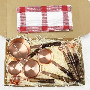 Tazze e cucchiai dosatori, scatola regalo per la festa della mamma, regalo per la nonna, utensili da cucina, regalo per la festa della mamma dalla figlia, regali di cucina per le donne