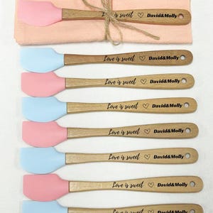 Cadeaux de mariage pour invités en vrac, spatule personnalisée, mini spatule, torchon en coton, ustensiles de cuisson personnalisés, cadeaux de douche nuptiale
