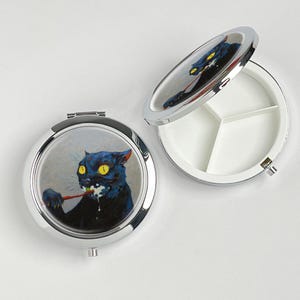 Funny cat brushing teeth Pill box, travel pill box, portable pill box, vitamin storage box, metal makeup mirror gift