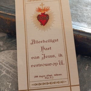 Années 1920, Jésus avec le Sacré-Cœur, Carte religieuse ancienne, Carte de prière catholique, Saint vintage, Chromolithographie