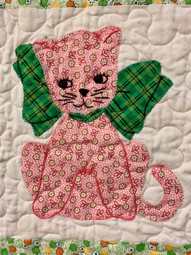 Cats Lap Quilt Pattern vintage 1980/'s Gingham Calico Dogs scrappy quilting feedsack prints