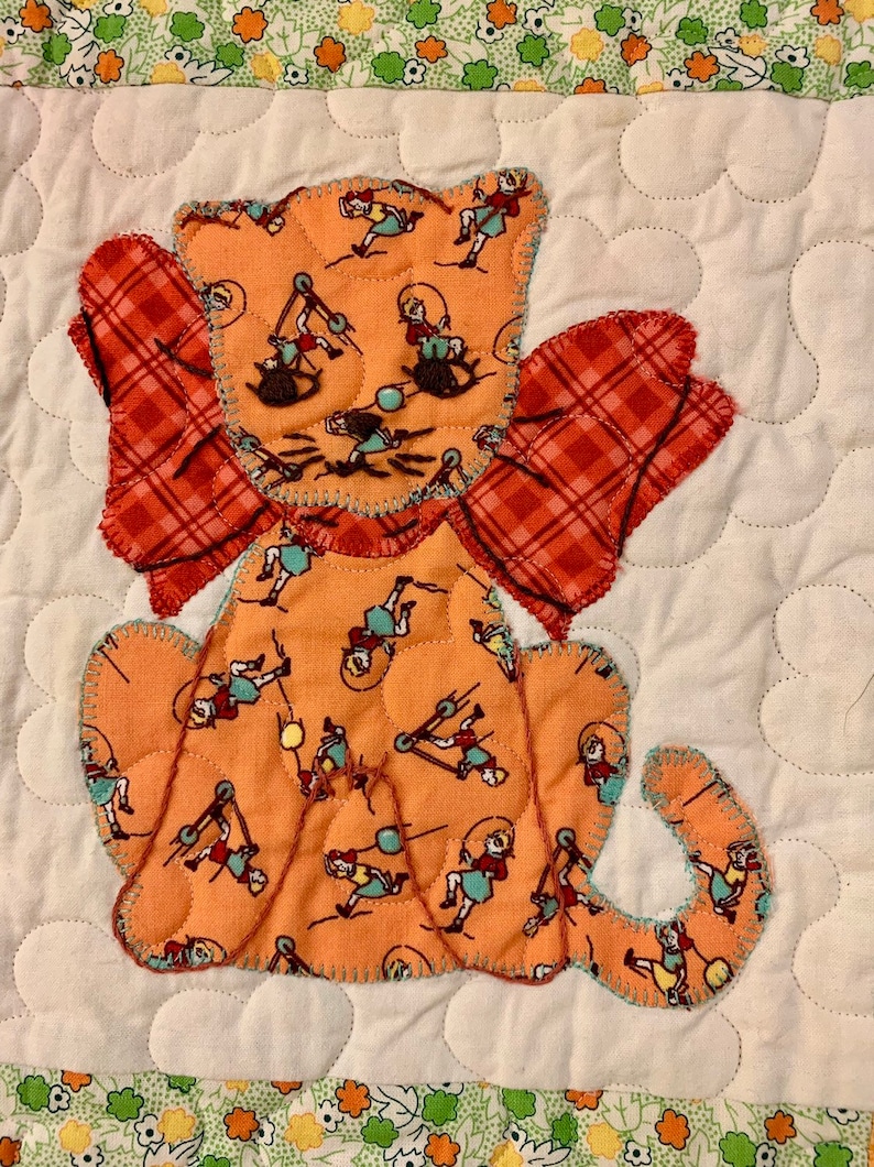 Cats Lap Quilt Pattern vintage 1980/'s Gingham Calico Dogs scrappy quilting feedsack prints