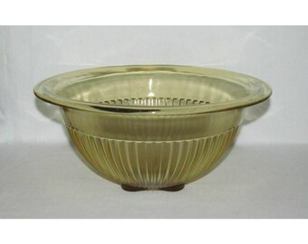 Kitchenware Federal Glass RIBBED Amber Large 9.75 inch Rolled-Edge Mixing Bowl