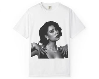 Camiseta retro RAYE con estampado gráfico, de inspiración vintage y teñida en prenda.