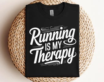 Correr es mi terapia SVG PNG PDF Cita divertida sobre correr Regalo para corredores Amante del maratón Entusiasta del fitness Motivación para corredores Archivo digital