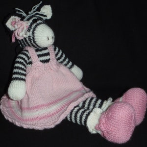 e-Pattern - Knitted toy - Sheridan Zebra