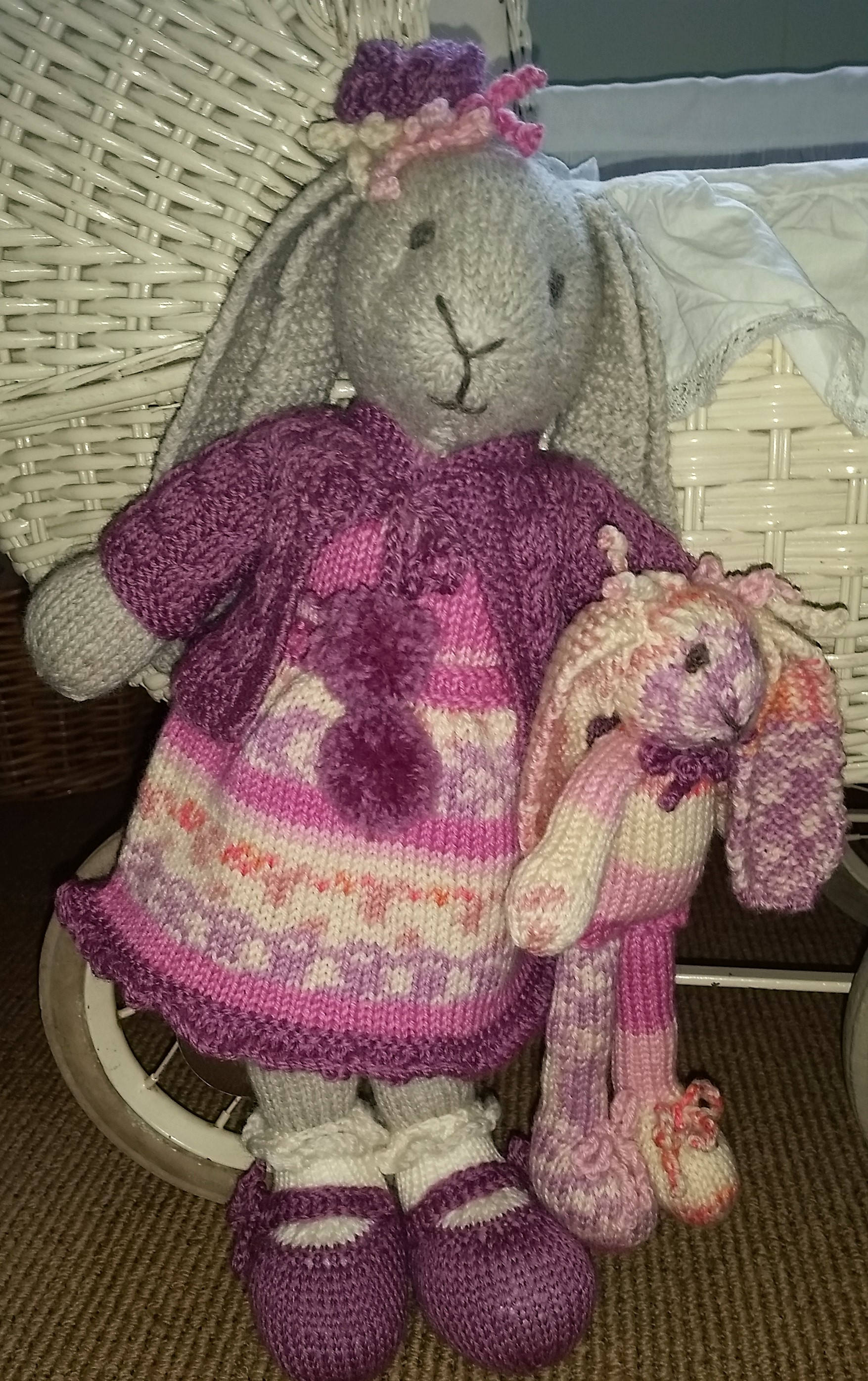 Ebba Bunny Half-Knitted Set