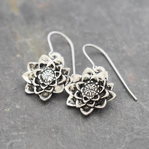 Water Lily Earrings, Flower Earrings, Flower lover Gift, Water Lily Jewelry, Flower Jewelry, Gift for Her