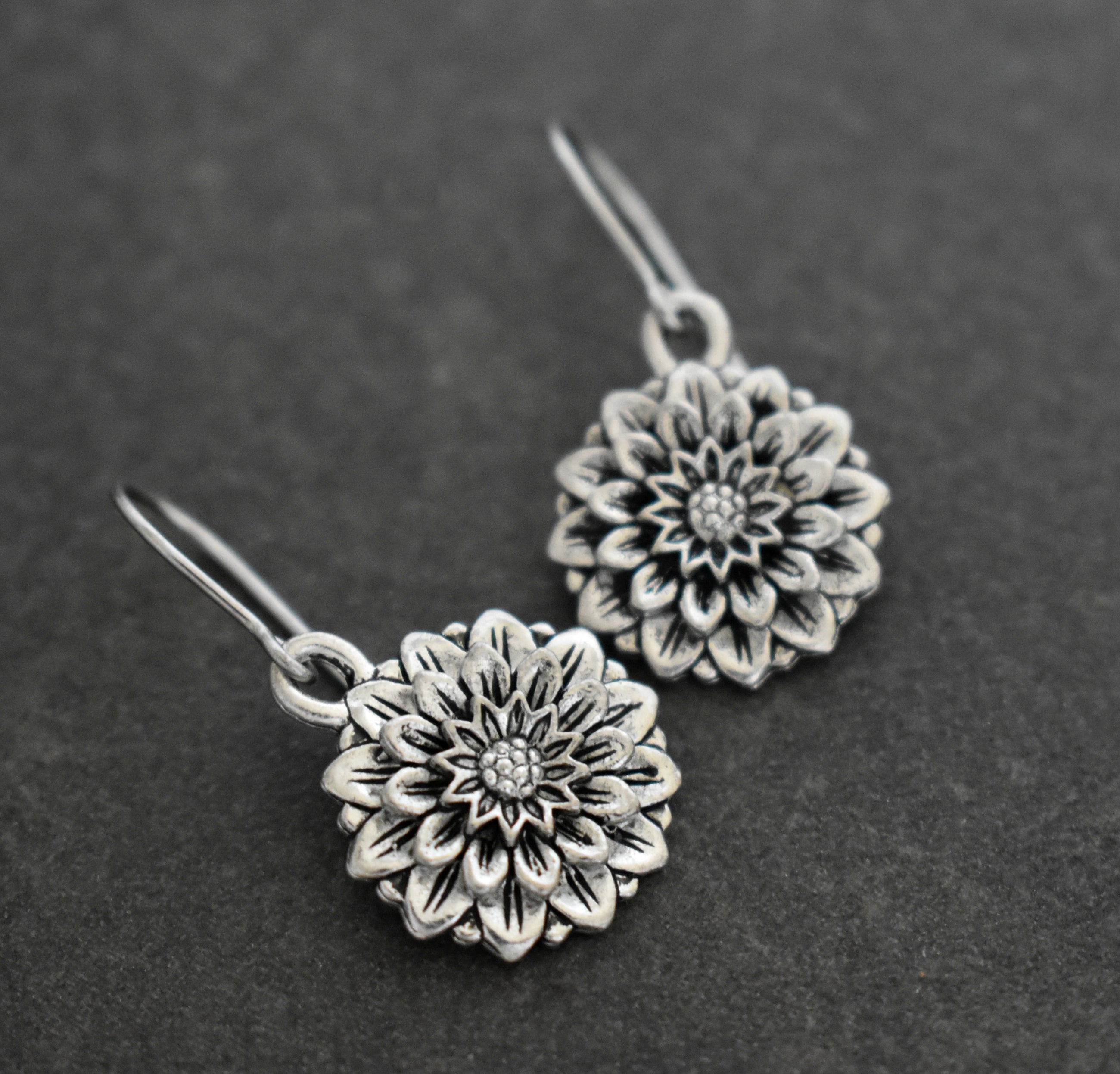 Dahlia earrings deals