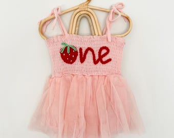 Vestido de tutú para primer cumpleaños con diseño de bayas / fiesta de cumpleaños con diseño de bayas / vestido de fiesta con diseño de bayas / atuendo para primer cumpleaños / dulce niña / cumpleañera