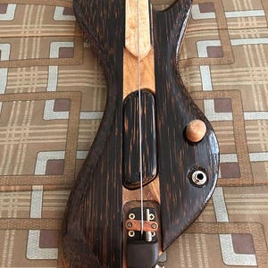 custom shop Mini-exterminator ultralite bass ,1 string ,hard case.preorder now