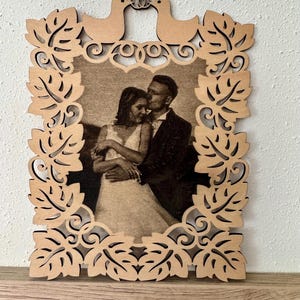 Personalized wooden decoration with your photo – Unique engraved picture on wood