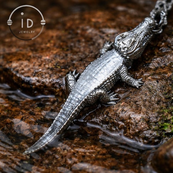 Crocodile Pendant & Brooch in 925 Silver · Handcrafted Power Animal Talisman with Rock Crystal · Tribal Nature-Inspired Totem Jewelry