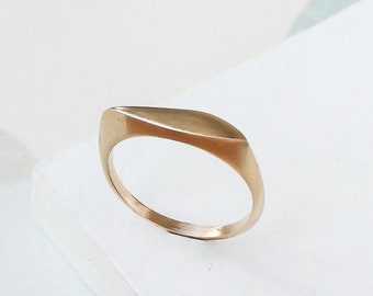 Brancusi Ring, Gold Geometric Ring, Gold Eliptic Ring, Dainty Minimalist Ring, Stacking Ring, Geometric Jewelry, Stackable ring