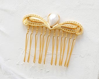 Thea Pearl Hair Comb, wedding hair accessory, bridal head piece,