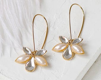 Atlanta Earrings, Cristal Flower Earrings, Dangle Earrings, Chain Earrings, Swarovski Earrings,